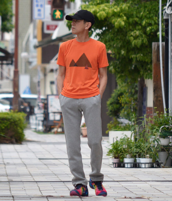 夏でも快適に着用できキャンプやフェスにもおすすめなアウトドア半袖Tシャツコーデ