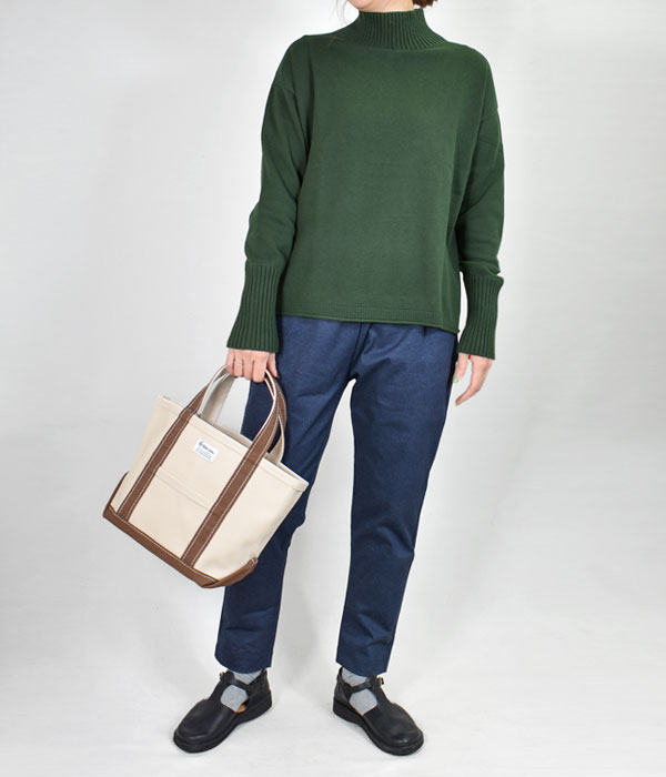 オーロラシューズ (AURORA SHOES) T-Strap（Women's）を使ったレディースコーディネート