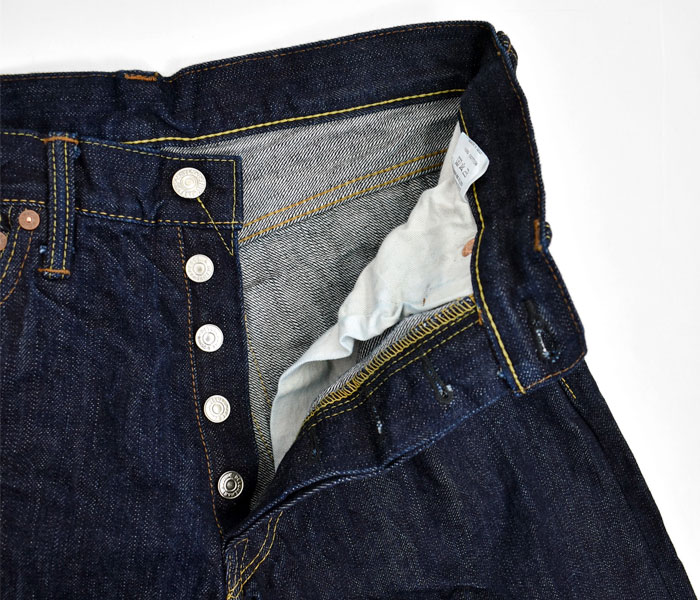 デラックスウエア(DELUXEWARE)DX5015 STANDARD STRAIGHT　フロントのボタンフライ