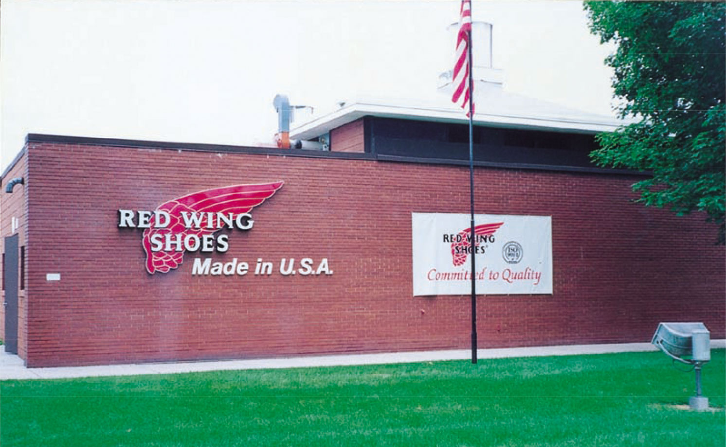 現在もレッドウィングシティーにあるレッドウィング本社