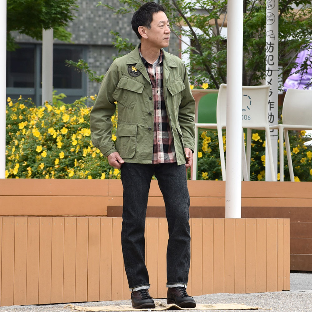 ダリーズ (DALEE'S&Co) Spinner...WORKER HENLY NECK 半袖ヘンリーネックTシャツ を使った 肌寒い日に大活躍のアウター&シャツ メンズコーディネート