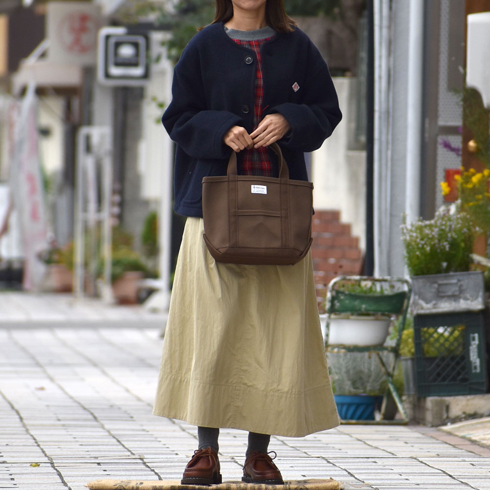 ダントン (DANTON) 2TUCK SKIRT スカート ツータックスカート イージースカート F0049CNO を使った 秋のきちんとレディースコーディネート