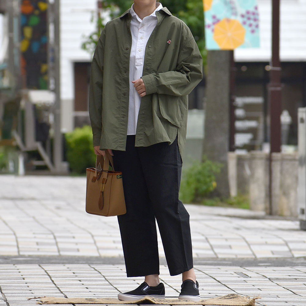 ブレディ (BRADY) BECK トートバッグ  防水加工を使った梅雨にオススメのトラッドレディースコーディネート