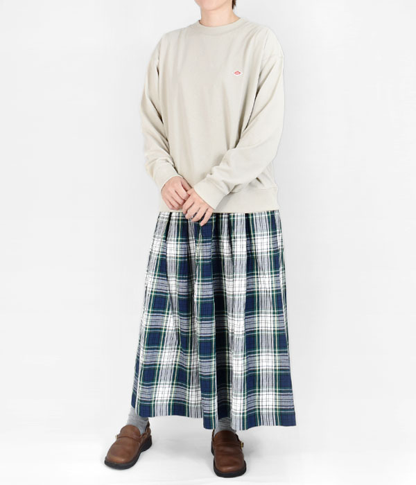 ダントン (DANTON) MEN'S LONG SLEEVE SWEAT T-SHIRT クルーネック 長袖Tシャツ ロンT DT-C0204TCB を使ったレディースコーディネート