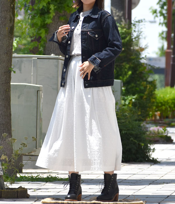 デラックスウエア (DELUXEWARE) SLIM STRAIGHT ジーンズ ジーパン デニムパンツ DX5016 を使った レディースミックス レディースコーディネート