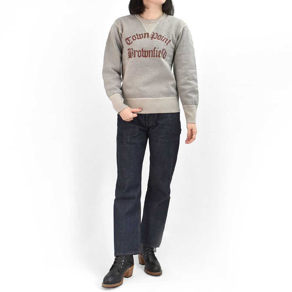 デラックスウエア (DELUXEWARE) TOWN POINT 長袖プリントトレーナー スウェットシャツ セットンスリーブ S101-44 を使ったレディースコーディネート