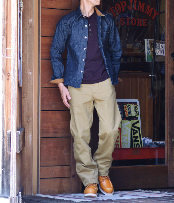 デラックスウエア (DELUXEWARE) 46-CHINO TROUSERS チノパンツ チノトラウザーズ 946A を使ったメンズコーディネート