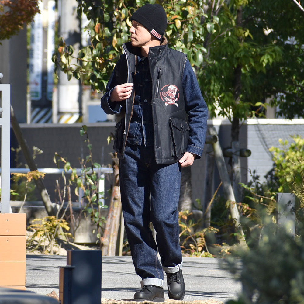 フリーホイーラーズ (FREEWHEELERS) -Lot 506 XX- 1st デニムジャケット ファーストモデル 2511002 を使った冬のメンズコーディネート