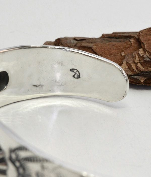 ラリースミス(LARRY SMITH) SHELL BRACELETバングル シルバー