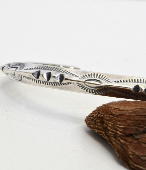 ラリースミス(LARRY SMITH) MEN'S THIN TRIANGLE BRACELET (3 POINT