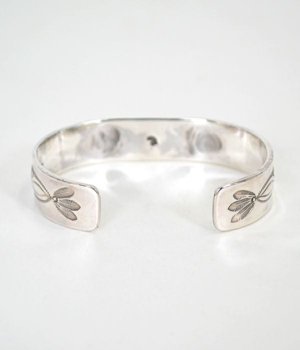 ラリースミス(LARRY SMITH) EAGLE HEAD STAMPED BRACELET No. 75 (18K