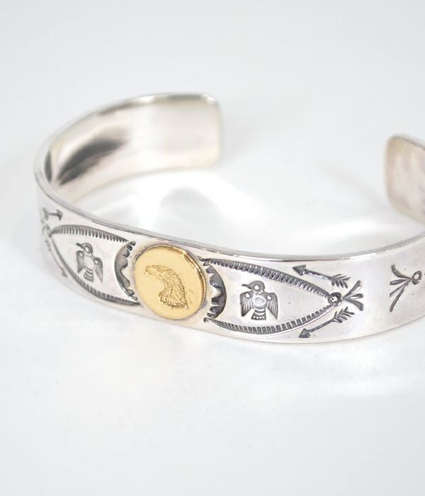 ラリースミス(LARRY SMITH) EAGLE HEAD STAMPED BRACELET No. 75 (18K