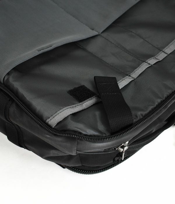 一部セール】パタゴニア (PATAGONIA) ブラックホール ミニ MLC 30L