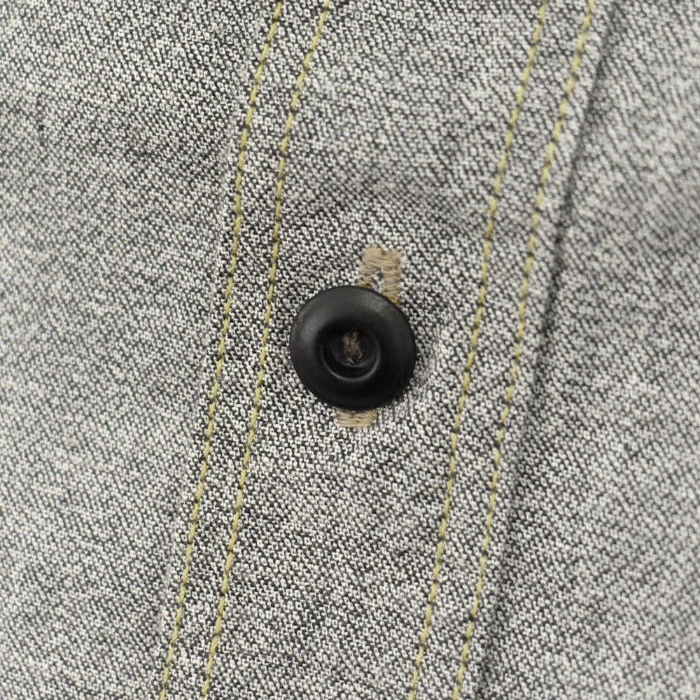 フリーホイーラーズ (FREEWHEELERS)<br> -Neal- SHIRT<br> 1926 STYLE WORK CLOTHING<br> Vintage Style Grained Chambray<br> WHITE PEPPER CHAMBRAY<br> ニールシャツ 長袖ワークシャツ シャンブレーシャツ<br> 2613002 2513102