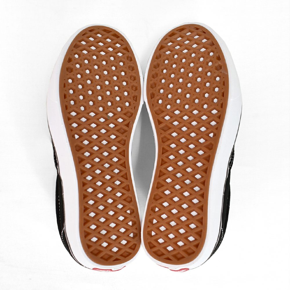 バンズ/ヴァンズ (VANS) UA COMFYCUSH SLIP-ON (コンフィクッシュ スリッポン) CLASSIC 靴 スニーカー 紐なし VN0A3WMDVNE