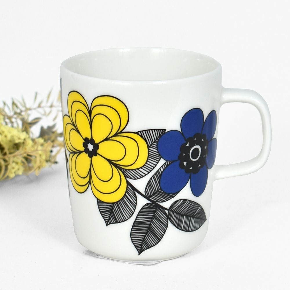 マリメッコ(marimekko)
Kestit マグカップ 250ml 食器 マグカップ ギフト 52249-4-67102