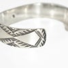 ラリースミス(LARRY SMITH) EAGLE HEAD STAMPED BRACELET (18K GOLD ACCENT, RUG PATTERN) バングル ブレスレット シルバーアクセサリー BR-0120