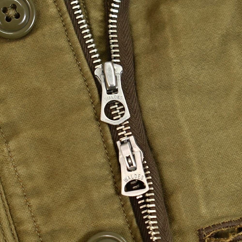 フリーホイーラーズ (FREEWHEELERS)FREEWHEELERS SPEED DIVISION -Throttle Racing- SUPPORT CREW SPEED ENGINEER SLEEVELESS COAT KHAKI コットンベスト アビエイターベスト 2521009