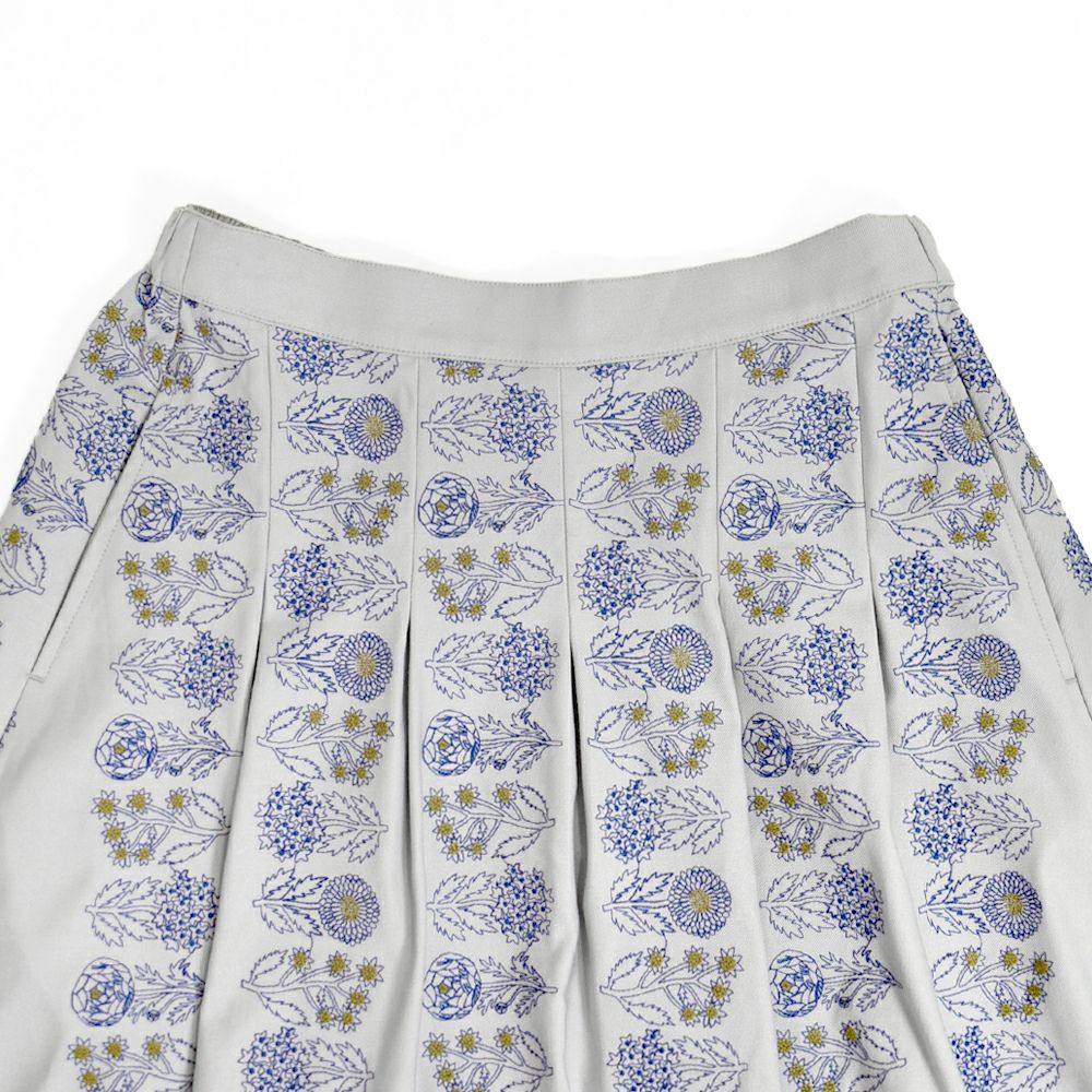 【新品タグ付】マーブルシュッド 刺繍ロングスカート セール】マーブルシュッド (marble SUD) flower language タックス