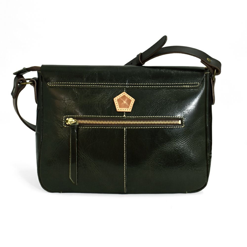 アインソフ (Ain Soph) 切りっぱなし 横型ショルダーバッグ 日本製 レザーショルダーバッグ 牛革 ASE1639-HWM