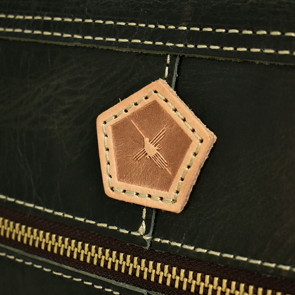 アインソフ (Ain Soph) 切りっぱなし 横型ショルダーバッグ 日本製 レザーショルダーバッグ 牛革 ASE1639-HWM