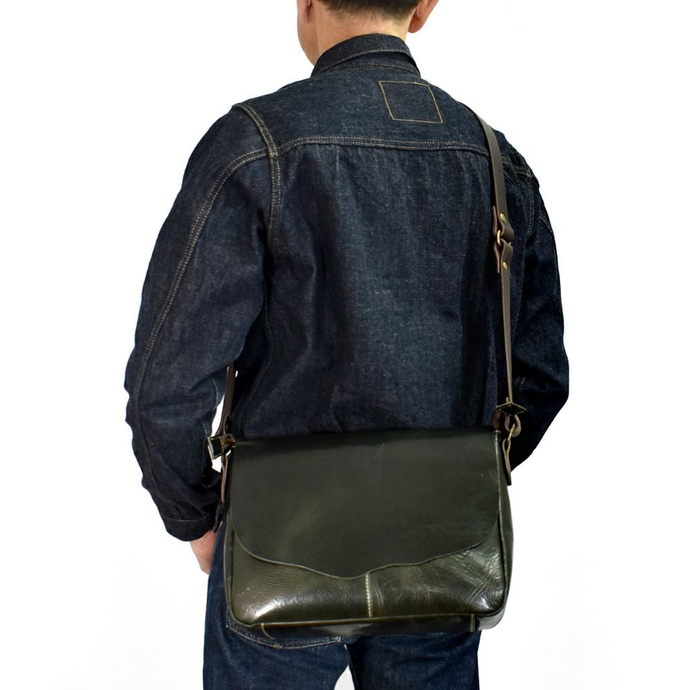 アインソフ (Ain Soph) 切りっぱなし 横型ショルダーバッグ 日本製 レザーショルダーバッグ 牛革 ASE1639-HWM