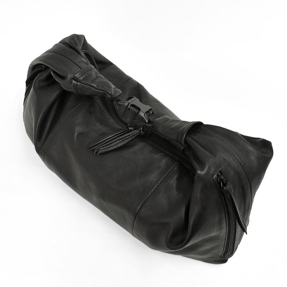 アインソフ (Ain Soph) シープレザー 2WAY ショルダーバッグ MLサイズ 鞄 レザーショルダーバッグ 斜め掛けバッグ 黒 ASE1843-PKS