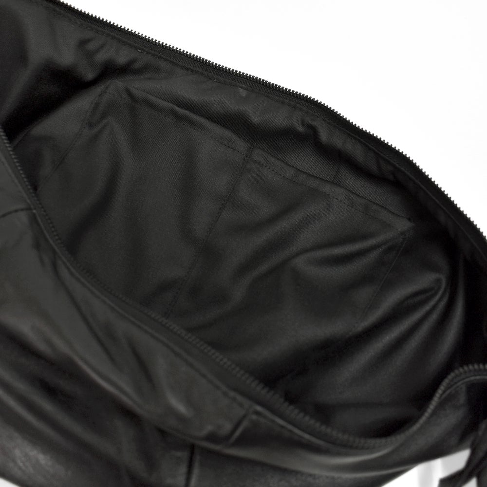 アインソフ (Ain Soph) シープレザー 2WAY ショルダーバッグ SLサイズ 鞄 レザーショルダーバッグ 斜め掛けバッグ 黒 (244016) ASE1844-PKS