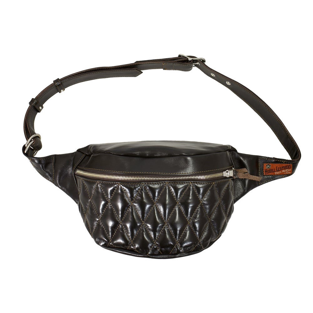 トイズマッコイ (TOYS McCOY) DUAL BLADE -PADDED- BAG ウエストバッグ ボディバッグ ホースハイド レザー 革 TMA2422 050.BROWN