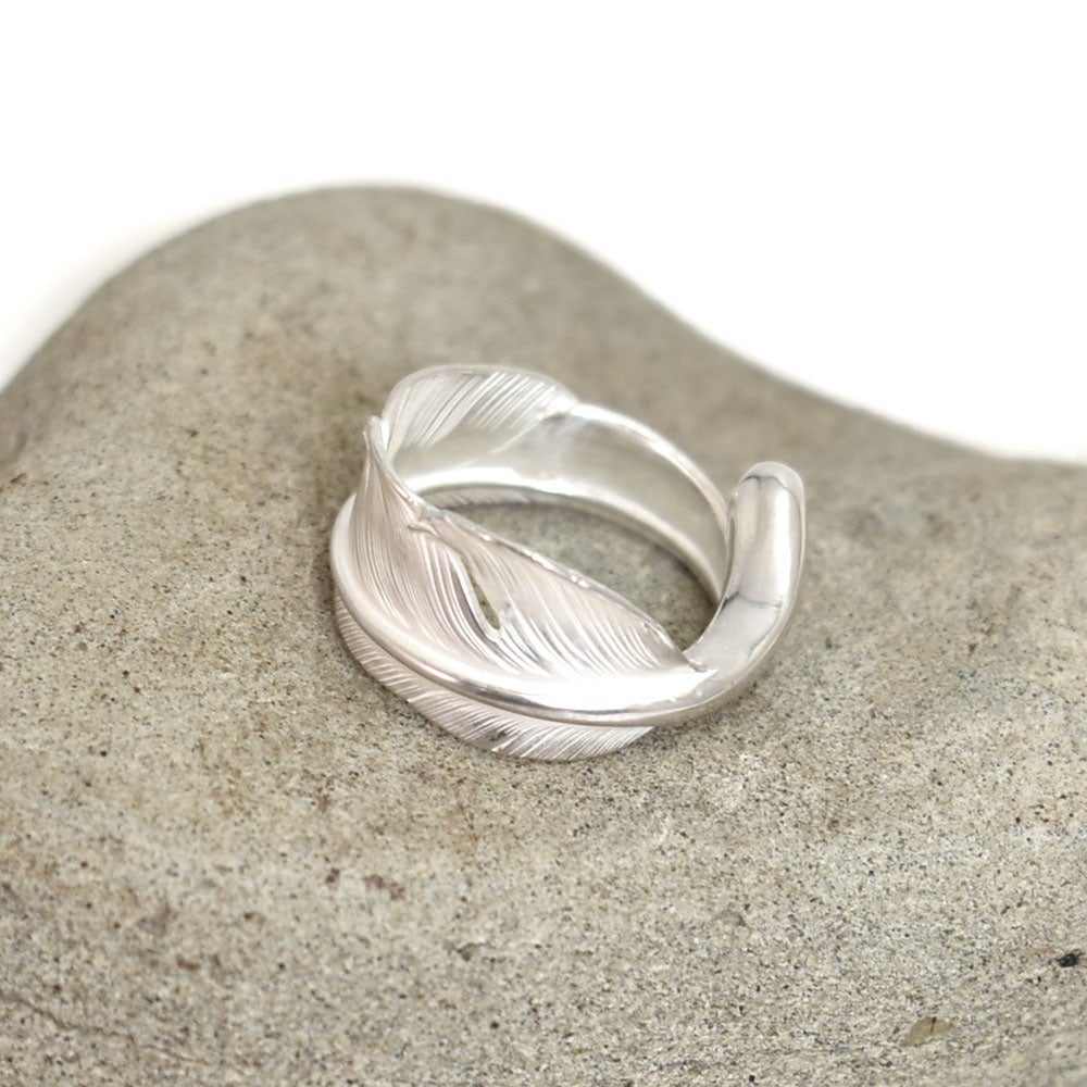 ラリースミス(LARRY SMITH)NATABANE FEATHER RING シルバーアクセサリー リング EFRG-0031
