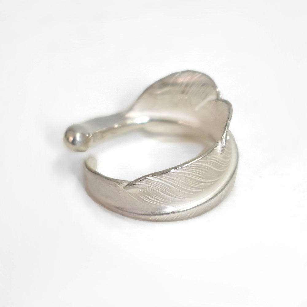 ラリースミス (LARRY SMITH) NATABANE FEATHER RING シルバー