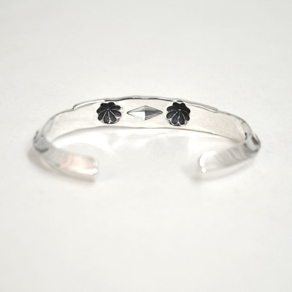 ラリースミス (LARRY SMITH) FLAT TOP TRIANGLE BRACELET (RHOMBUS, 2 SHELLS) シルバーアクセサリー ブレスレット BR-0164